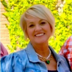 Hey I’m Jayn. Thanks for Checking out my closet!